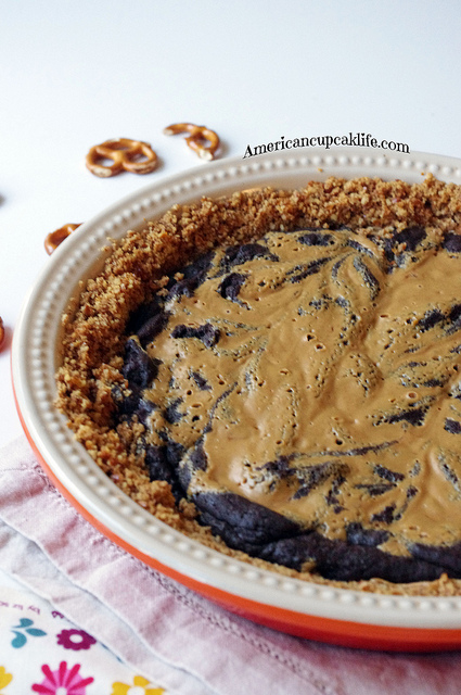 Peanut Butter Brownie Pretzel Pie