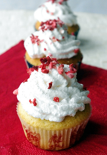 Eton Mess Cupcakes