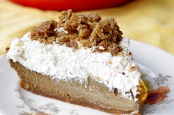 Cinnamon Crunch Pumpkin Pie