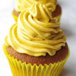 Momofuku Banana Cupcakes