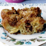 Cinnamon Pecan Monkey Bread